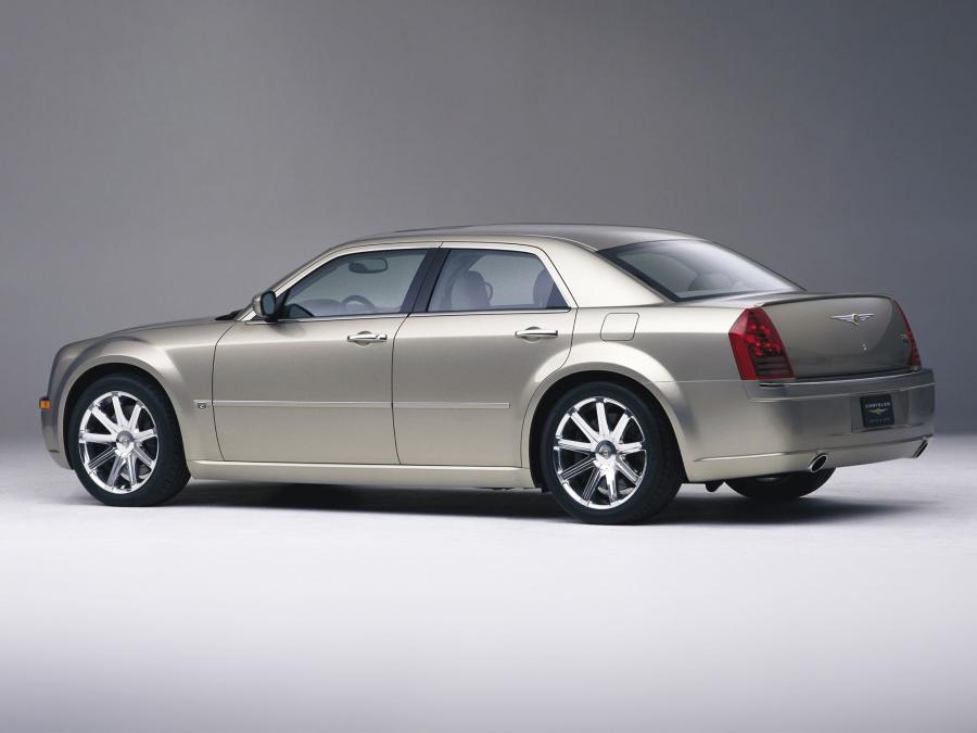  Chrysler 300C Concept 2003 года  (фото 55 из 69)